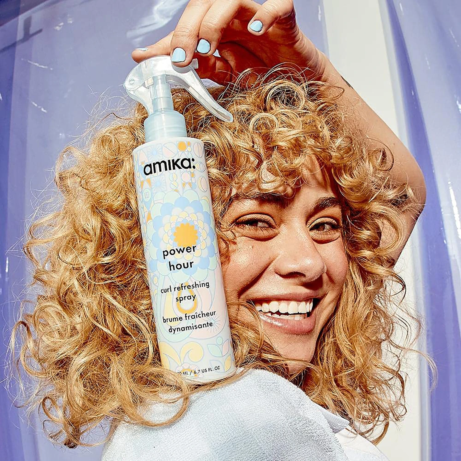Amika Power Hour Curl Refresh Spray 5 Amika Power Hour Curl Refresh Spray - Image 3