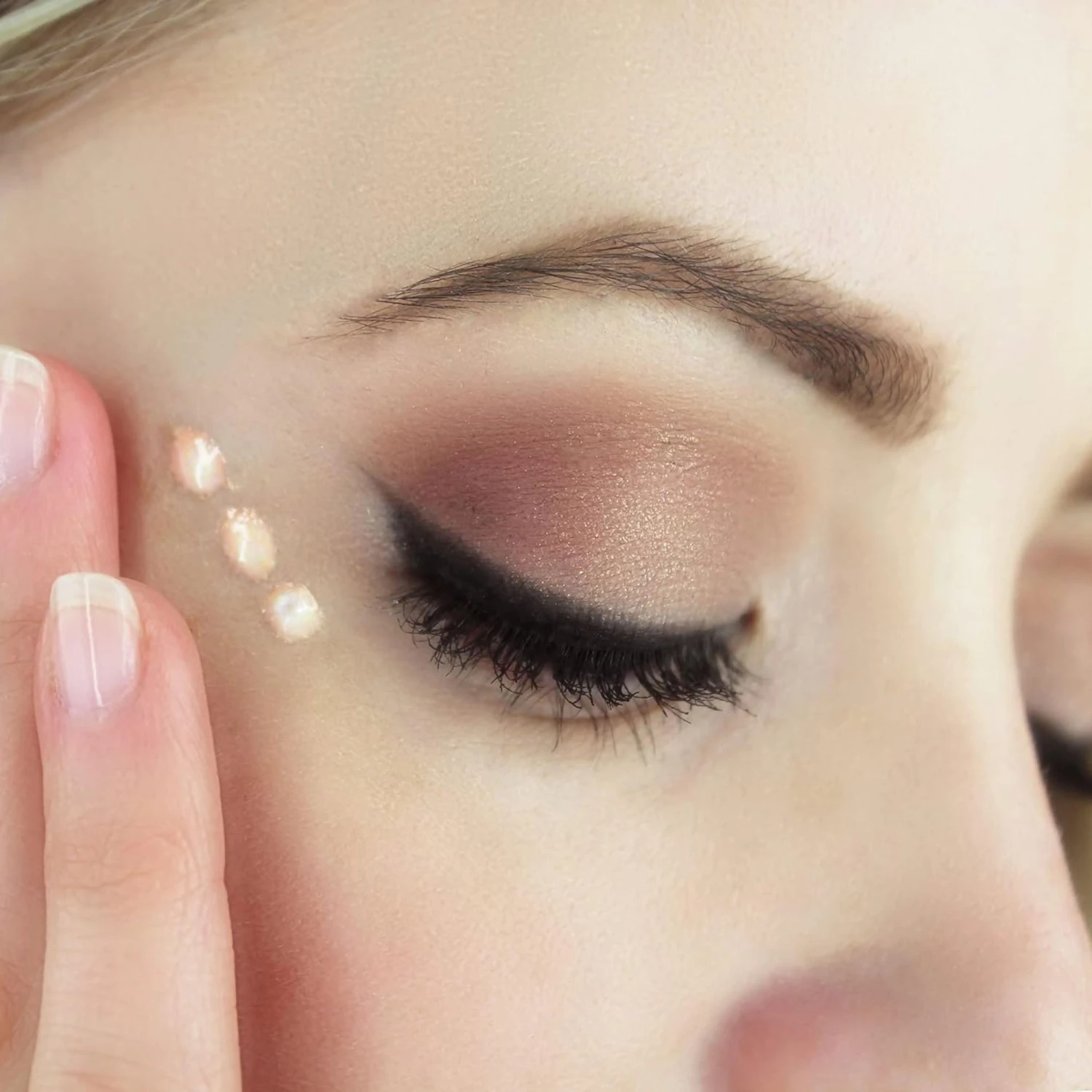 Arcona Eye Dew Plus 5 Arcona Eye Dew Plus - Image 3