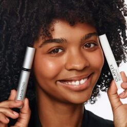 Olaplex BROWBOND Building Serum Eyebrow Enhancer -Bumble Sale Store BROWBOND BEAUTY Korrin3 2000x2000 25a524a1 f8a6 4c47 a60c b598f643aeae