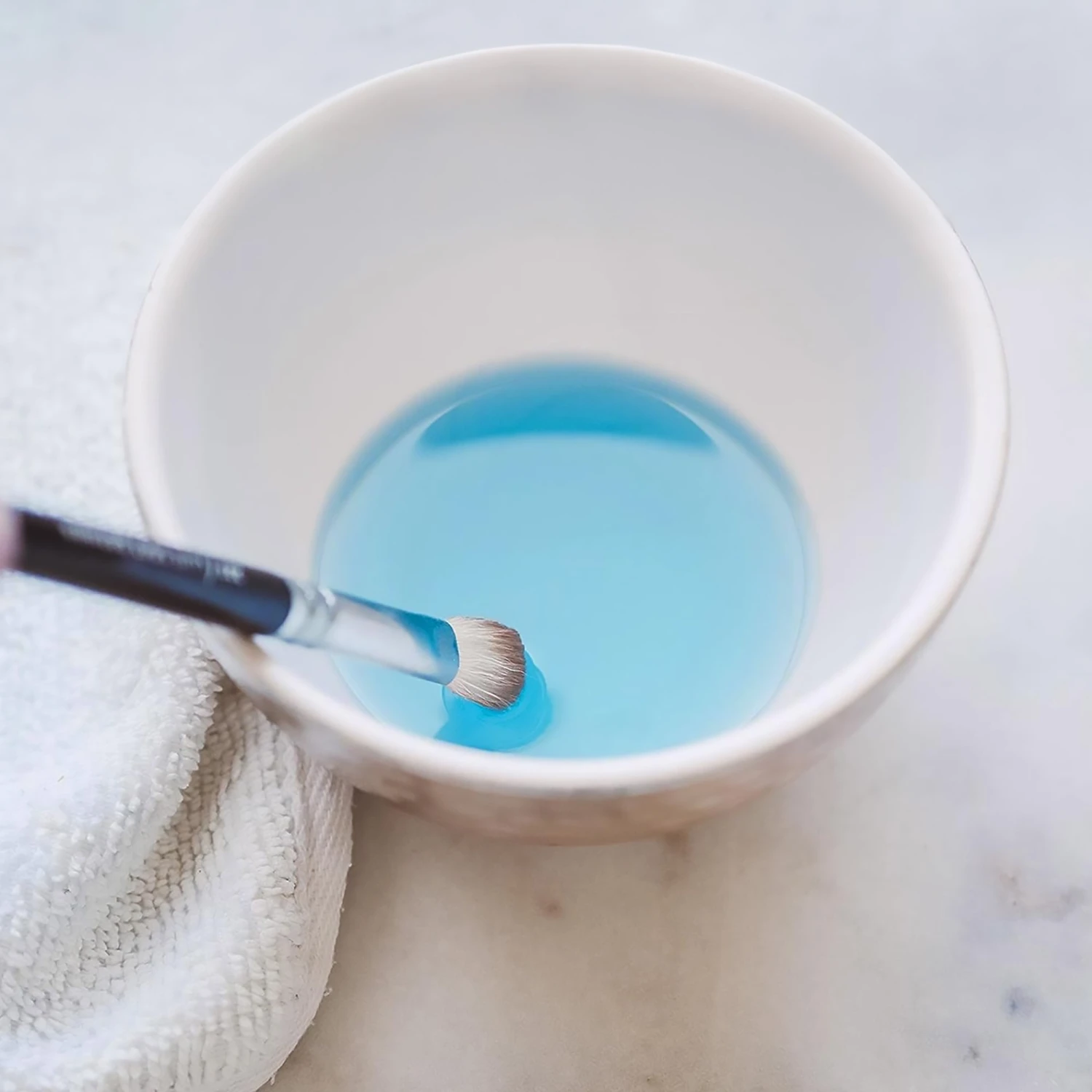 Cinema Secrets Makeup Brush Cleaner 22 Cinema Secrets Makeup Brush Cleaner - Image 20