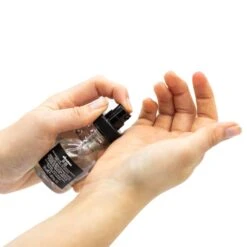 Davines OI Oil -Bumble Sale Store Davines OI Oil 50ml Hand