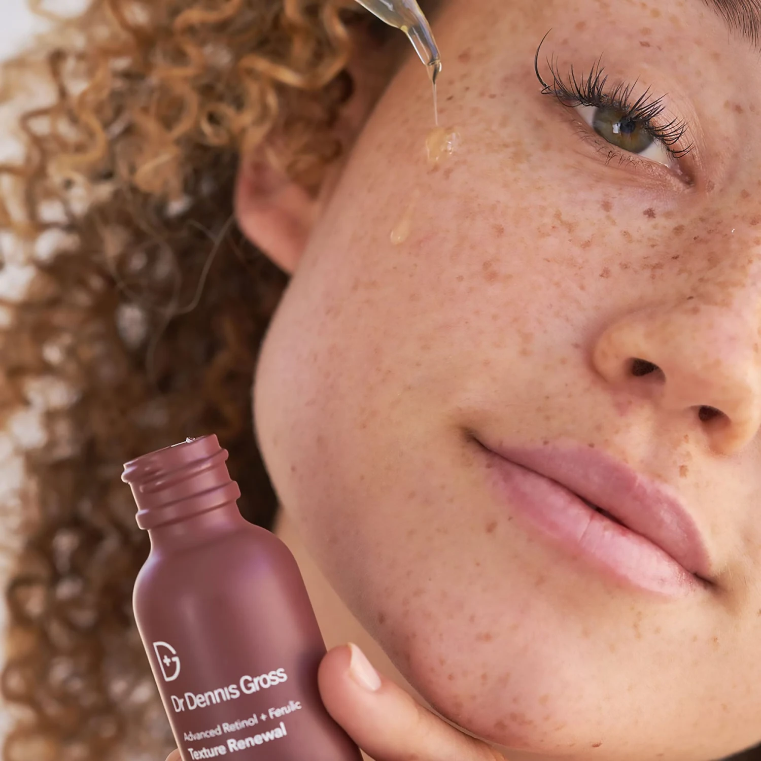 Dr Dennis Gross Dr. Dennis Gross Skincare Advanced Retinol + Ferulic Texture Renewal Serum 5 Dr Dennis Gross Dr. Dennis Gross Skincare Advanced Retinol + Ferulic Texture Renewal Serum - Image 3