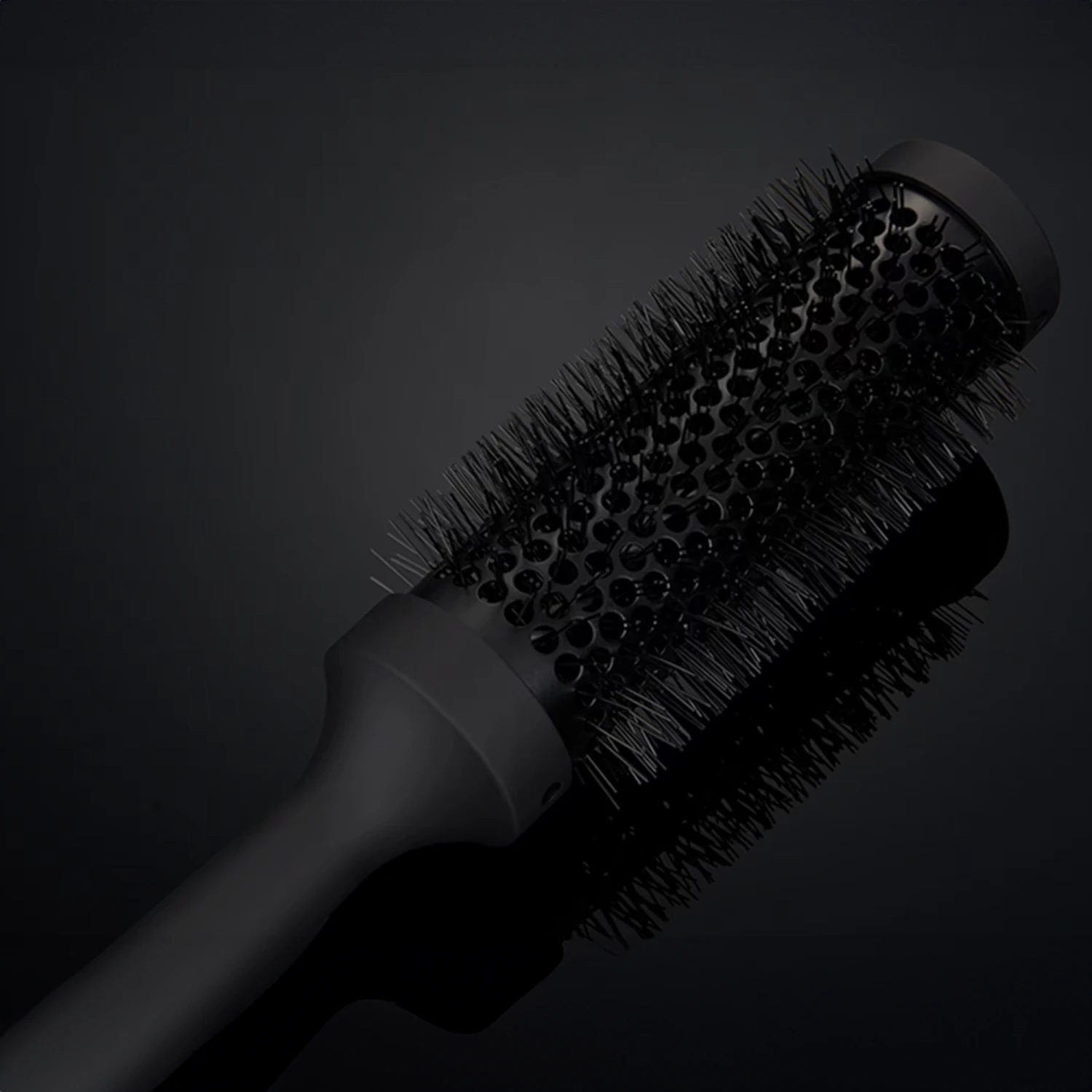 GHD Ceramic Vented Radial Brush Size 2 - 1.3" 5 GHD Ceramic Vented Radial Brush Size 2 - 1.3" - Image 3