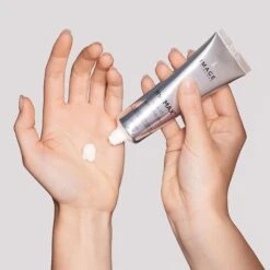 Image Skincare The Max Neck Lift Crème 11 Image Skincare The Max Neck Lift Crème -Bumble Sale Store Image Skincare The Max Neck Lift Creme 2