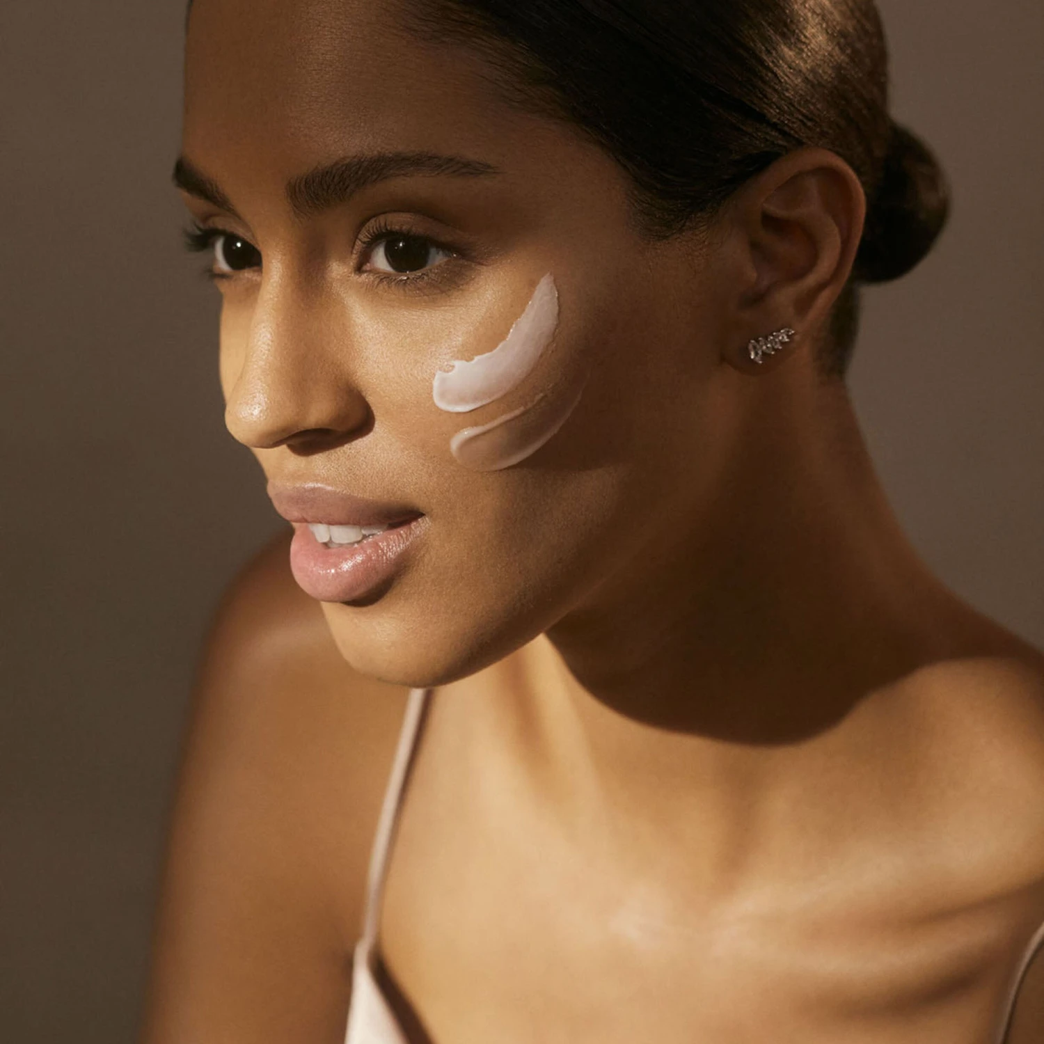 Natura Bisse Diamond Extreme Cream Light 9 Natura Bisse Diamond Extreme Cream Light - Image 7