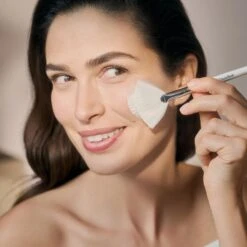 Natura Bisse Diamond Luminous Glowing Mask -Bumble Sale Store Natura Bisse Diamond Luminous Glowing Mask 3