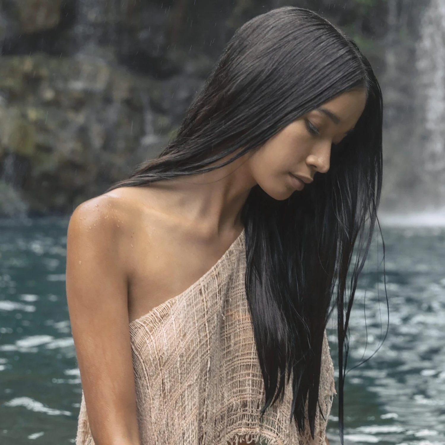 Paul Mitchell Awapuhi Ginger HydraSoft Conditioner - 33oz 5 Paul Mitchell Awapuhi Ginger HydraSoft Conditioner - 33oz - Image 3