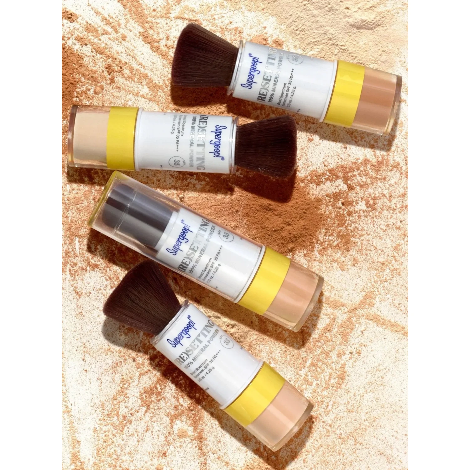 Supergoop! (Re)setting 100% Mineral Powder SPF 35 18 Supergoop! (Re)setting 100% Mineral Powder SPF 35 - Image 16