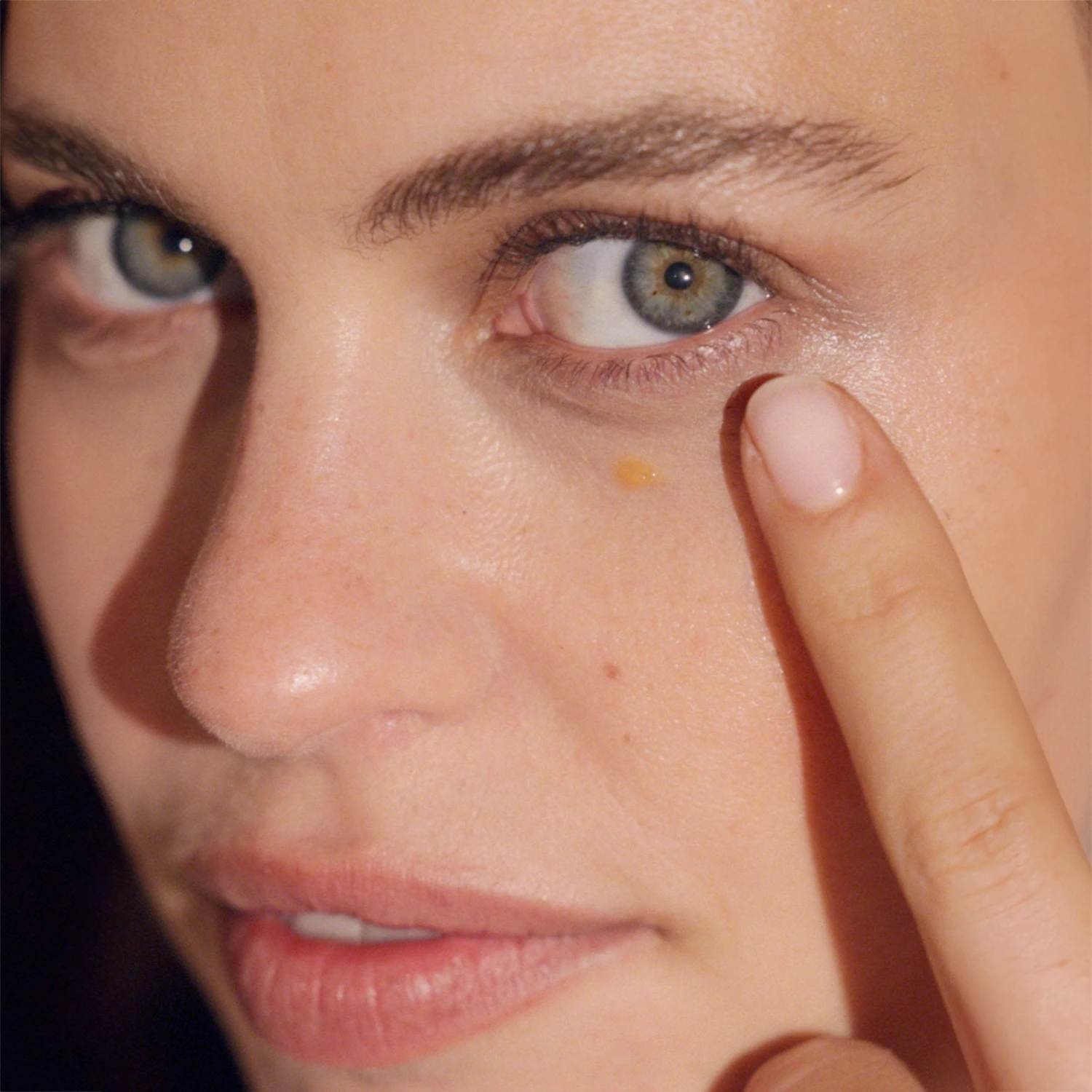 Natura Bisse C+C Vitamin Eye Gel-Cream 5 Natura Bisse C+C Vitamin Eye Gel-Cream - Image 3