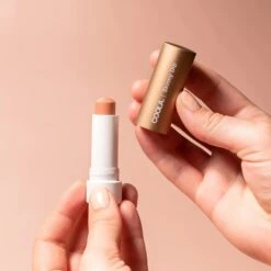 COOLA Suncare Mineral Liplux Organic Tinted Lip Balm Sunscreen SPF 30 - Skinny Dip -Bumble Sale Store coola tinted lip balm skinny dip2 1