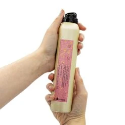 Davines This Is A Shimmering Mist 8 Davines This Is A Shimmering Mist -Bumble Sale Store davines this is a shimmering mist2