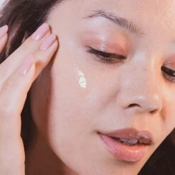 Dermalogica Biolumin-C Serum -Bumble Sale Store dermalogica age smart biolumin c serum 1oz3 1