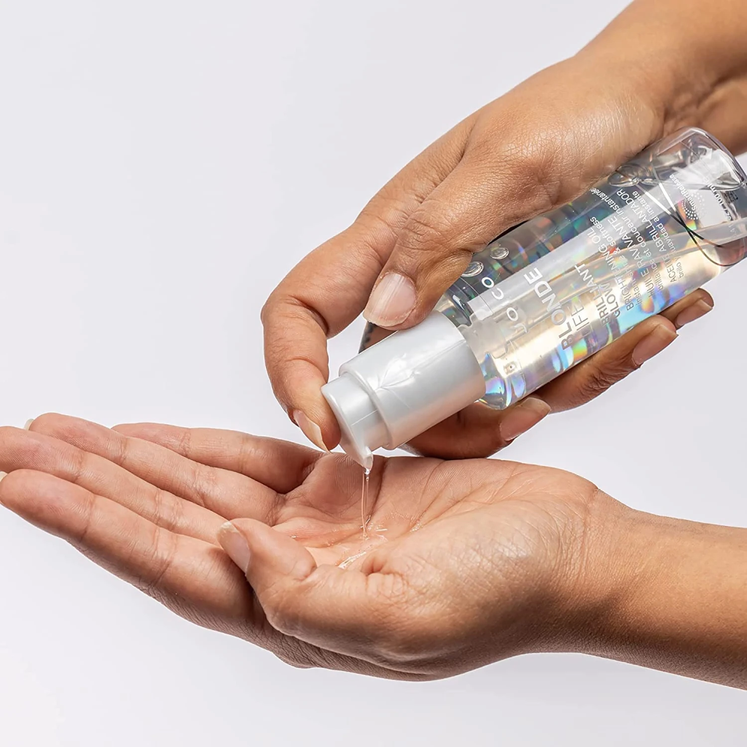 Joico Blonde Life Brilliant Glow Brightening Oil 4 Joico Blonde Life Brilliant Glow Brightening Oil - Image 2